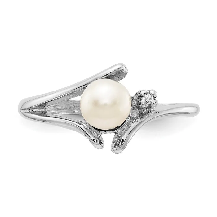 Goldiacom Rings 14k White Gold 5mm FW Cultured Pearl A Real Diamond ring