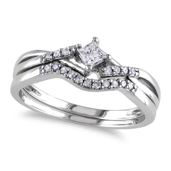 Goldia Rings 020 CT TW PrincessCut Natural Diamond Split Shank Bridal Engagement Ring Set in Sterling Silver Goldia Rings 020 CT TW PrincessCut Natural Diamond Split Shank Bridal Engagement Ring Set in Sterling Silver