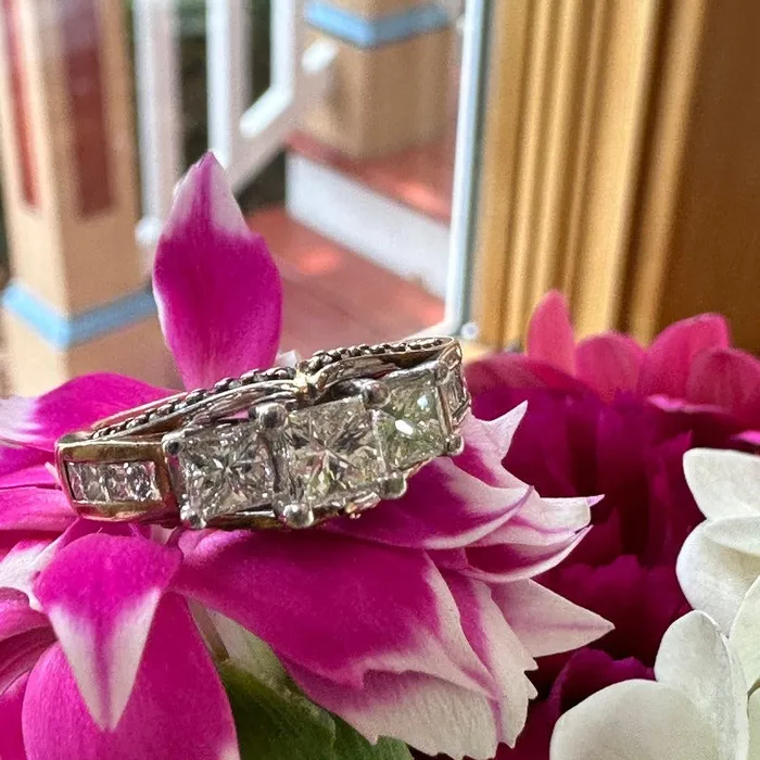 ONeills Estate Jewelry Rings 14 Karat Yellow Gold Princess Cut Diamond Ring 10000741 ONeills Estate Jewelry Rings 14 Karat Yellow Gold Princess Cut Diamond Ring 10000741